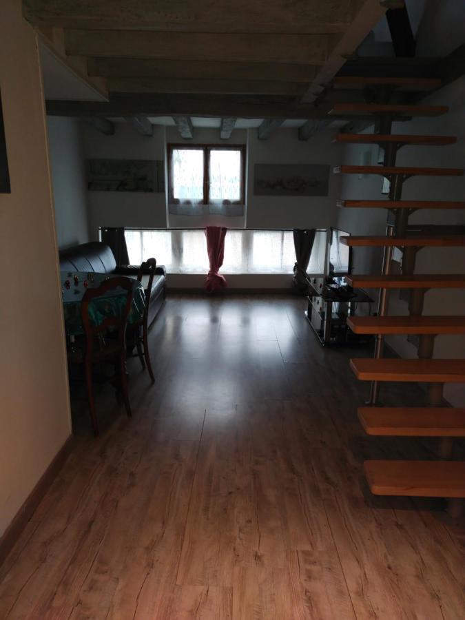 Hotel Bord de Loire à Gien Extérieur photo